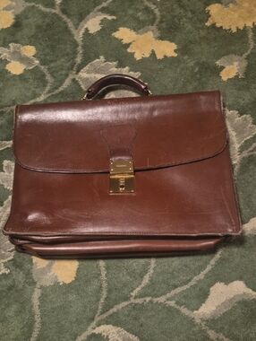 Classic Brown Leather Briefcase - Men's Professional Bag
